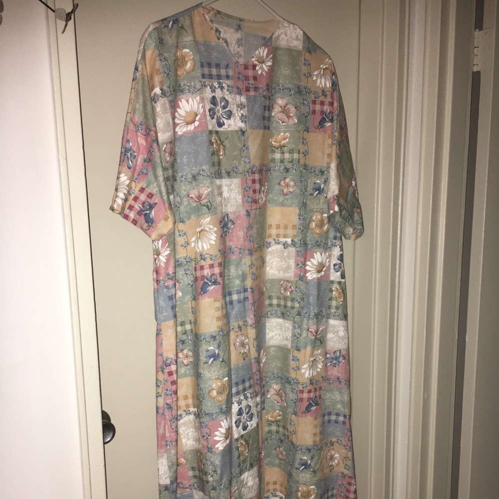 Kaftan/Dress/Abaya XL soft pastel multi colored